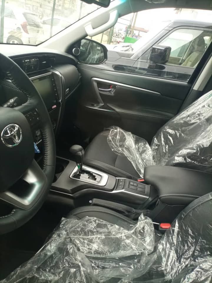 Fortuner vue latérale