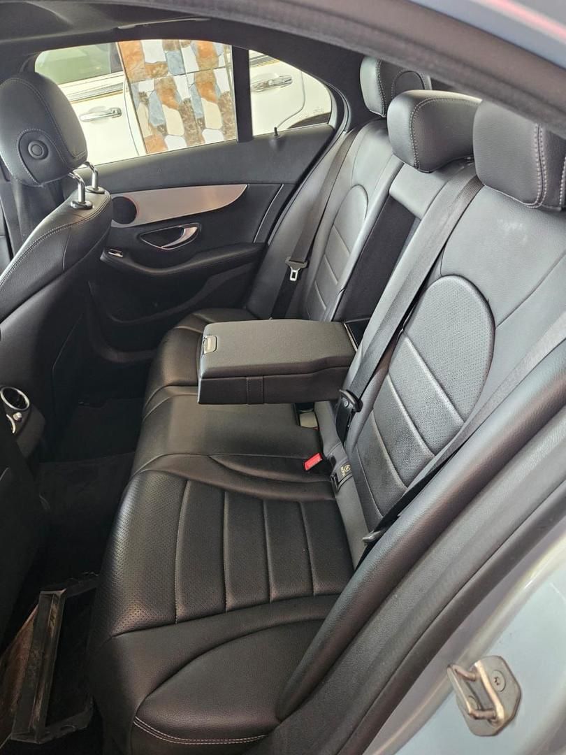 Mercedes C300 plaque USA