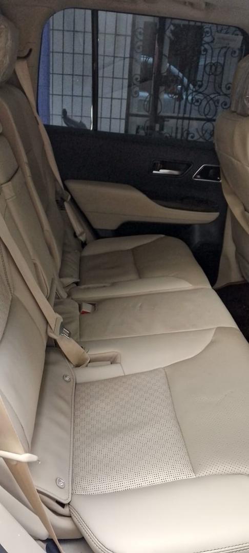 Land Cruiser intérieur cuir