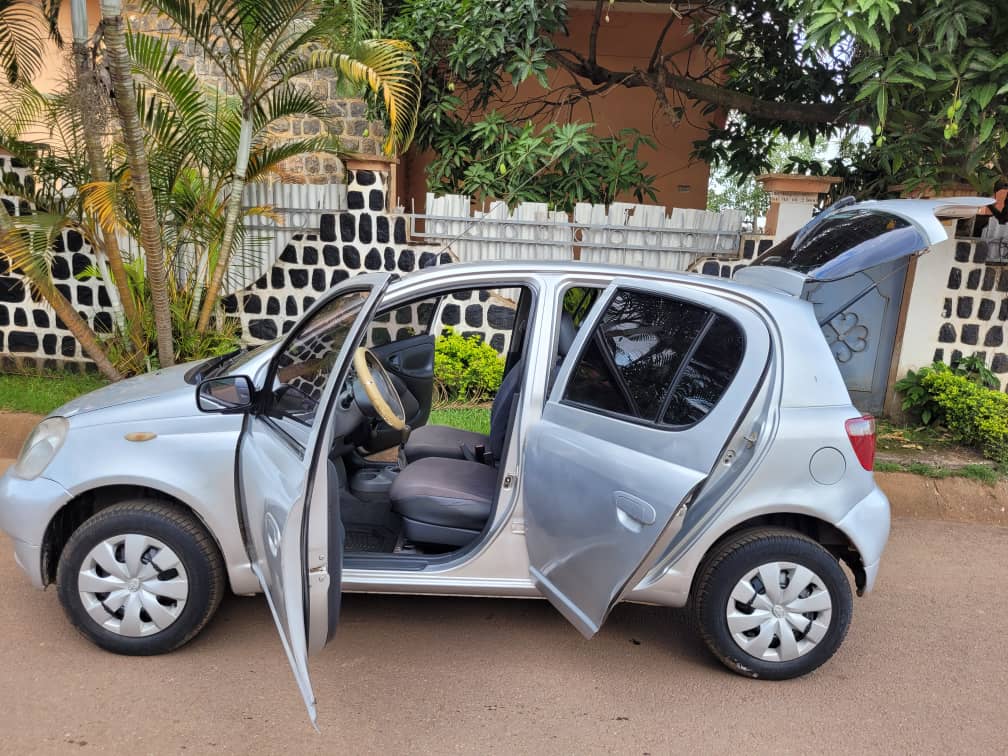 Toyota Yaris tableau de bord