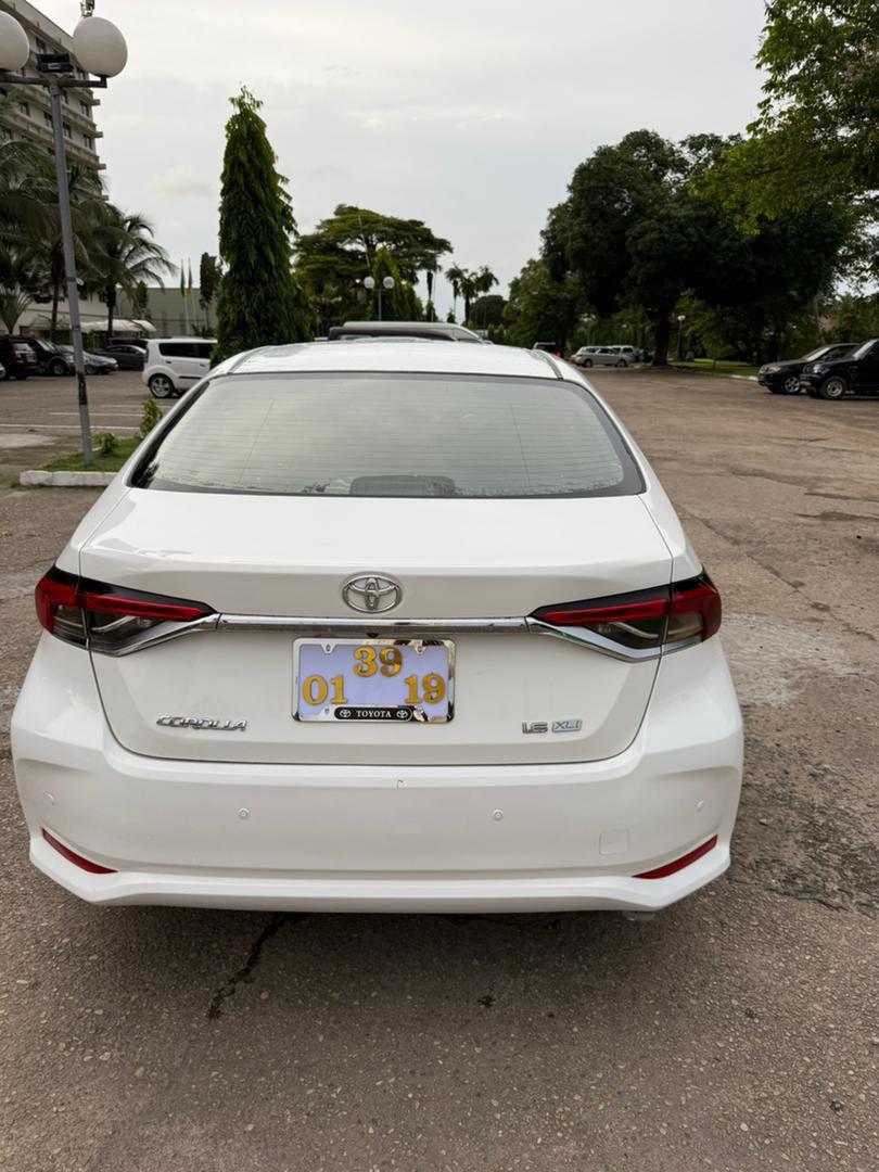 Corolla vue latérale