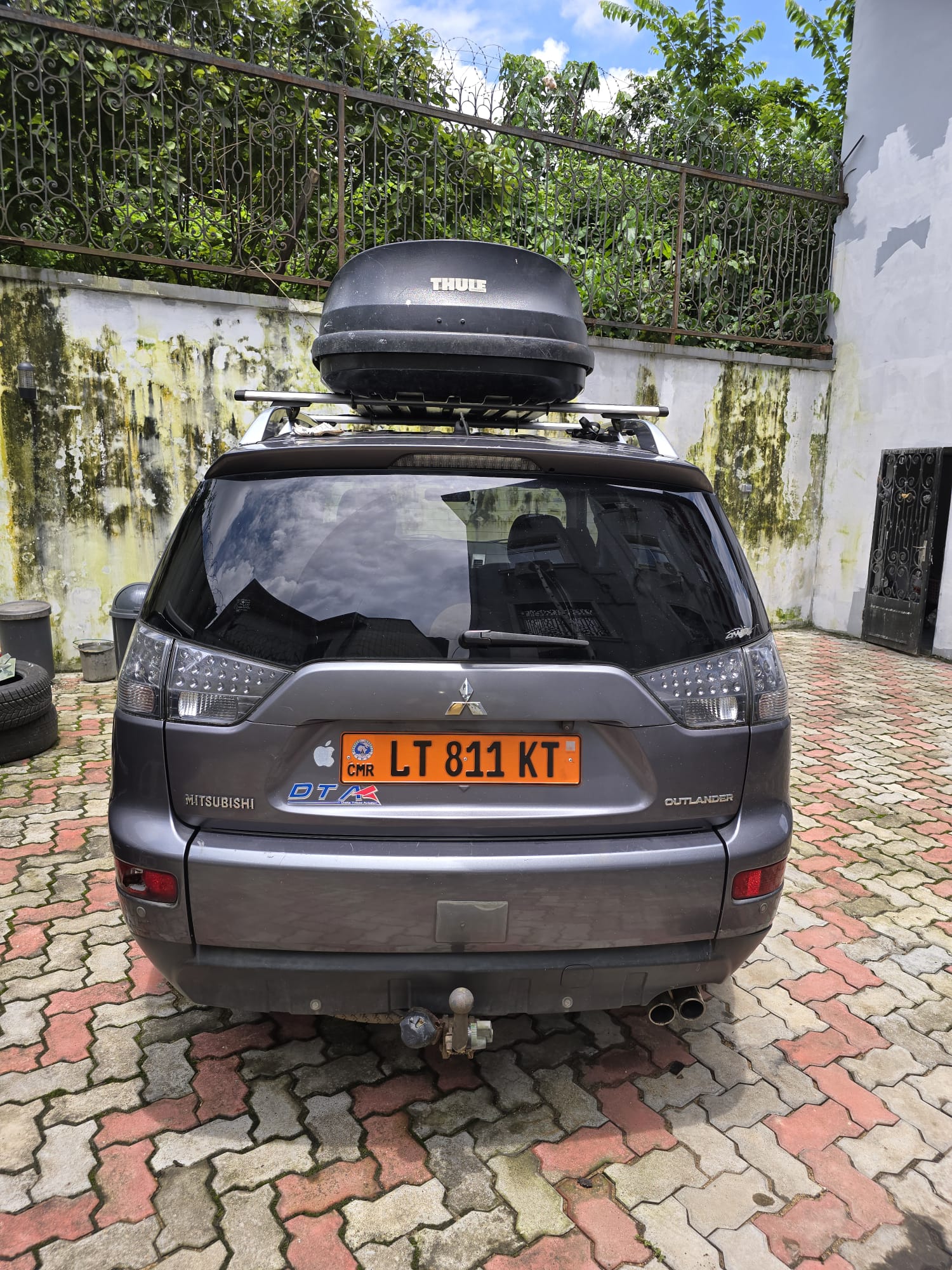 Outlander vue latérale